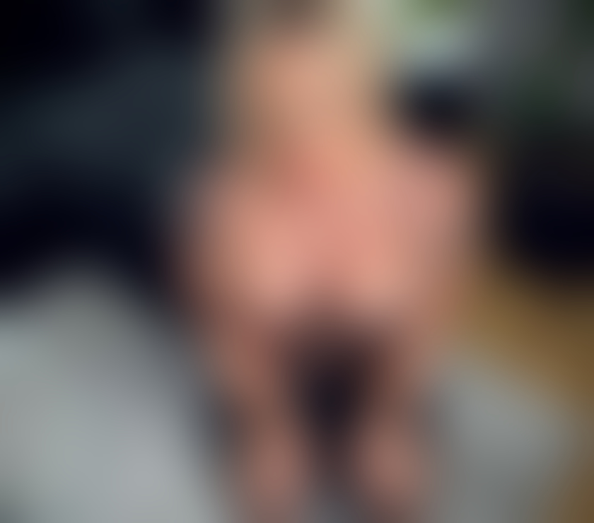 Escorts East London Stratford - East London - Photos for busty Sara from Poland